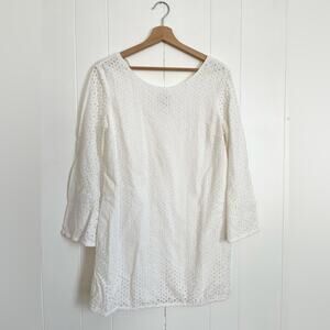 Heyton white eyelet dress 100% cotton mother of Pearl buttons